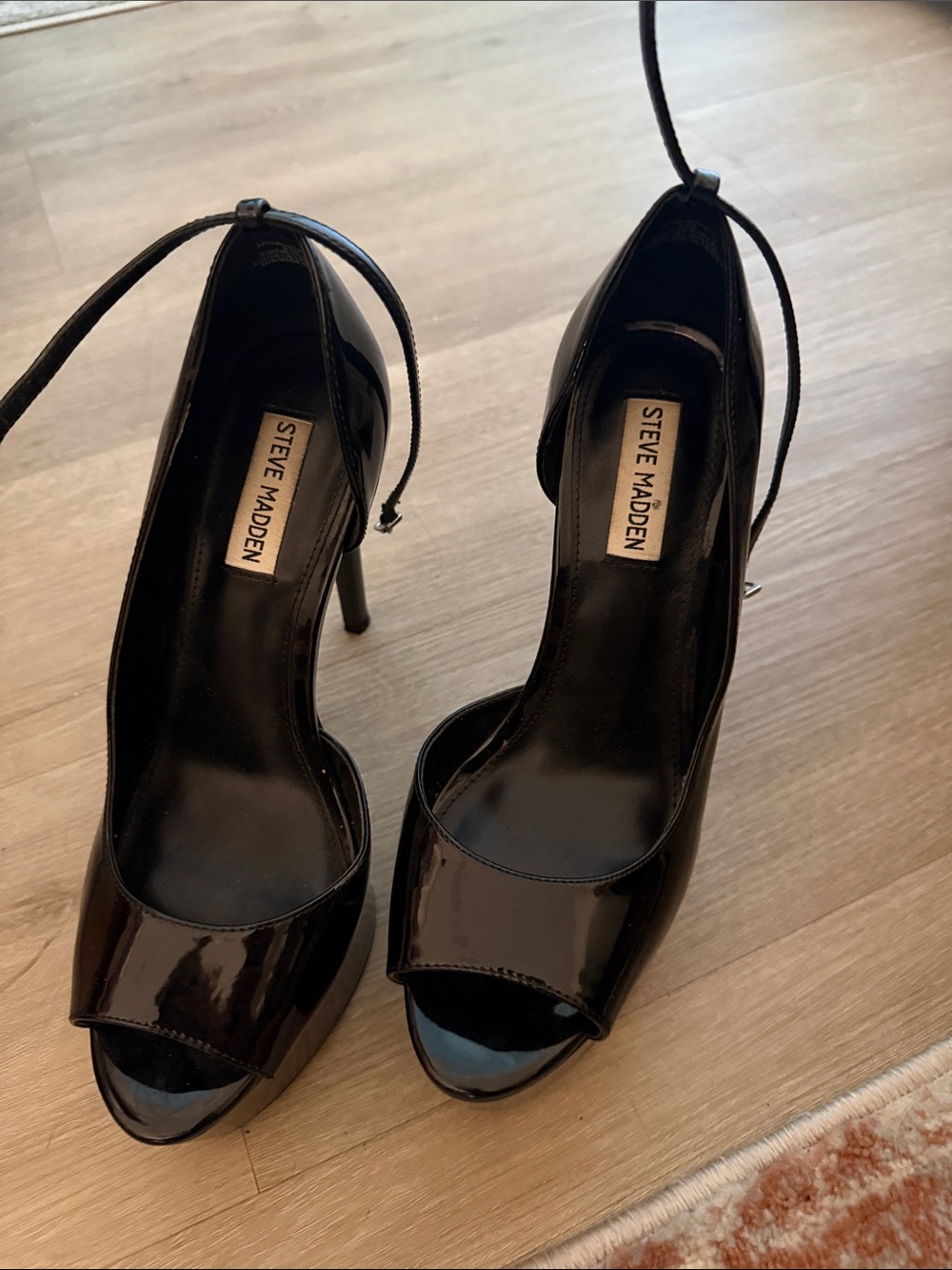 Steve Madden Black Patent Platform Peep-Toe Heels - Picture 2 of 3